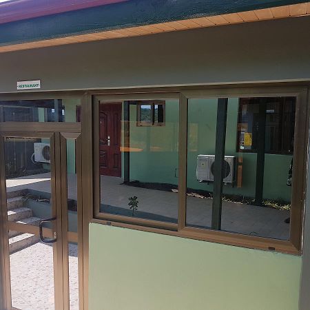 Yamoransa Mama Lee'S Lodge المظهر الخارجي الصورة