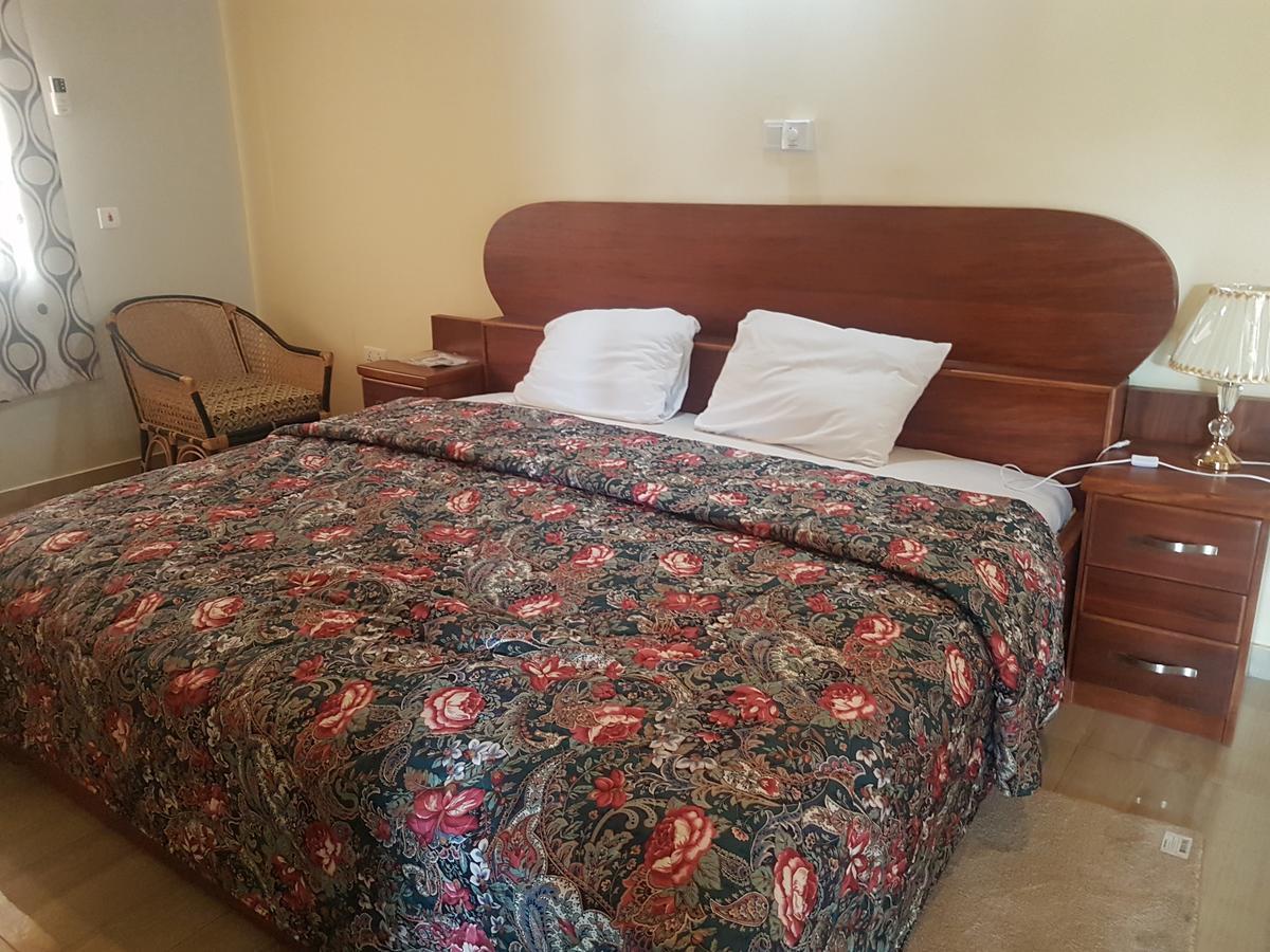 Yamoransa Mama Lee'S Lodge المظهر الخارجي الصورة